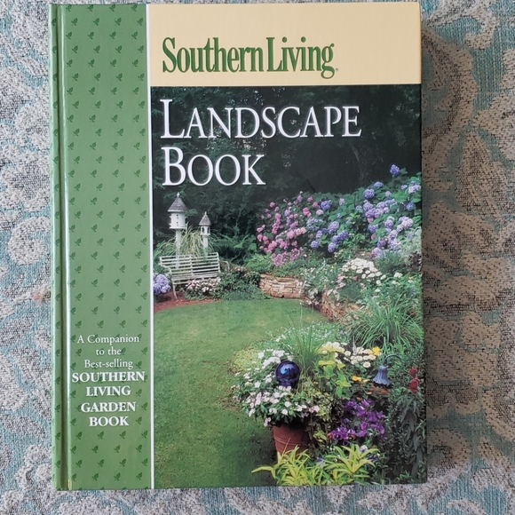 Southern Living Gardening book - Picture 1 of 3